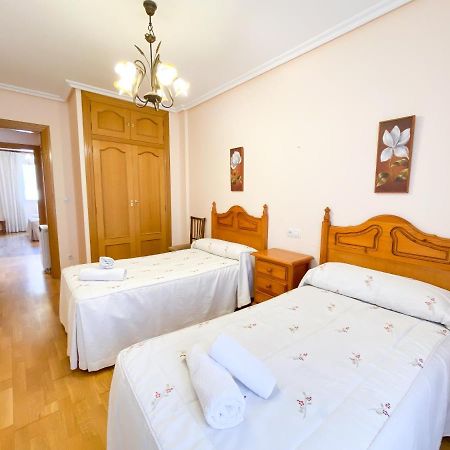 Vivienda Turistica Los Leones Berlanga de Duero Exterior photo